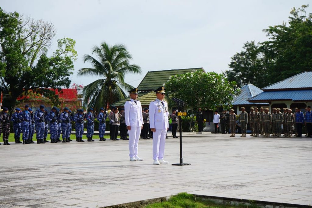 Kapolda Kaltara dan Gubernur Peringati Hari Pahlawan di TMP Telabang Bangsa